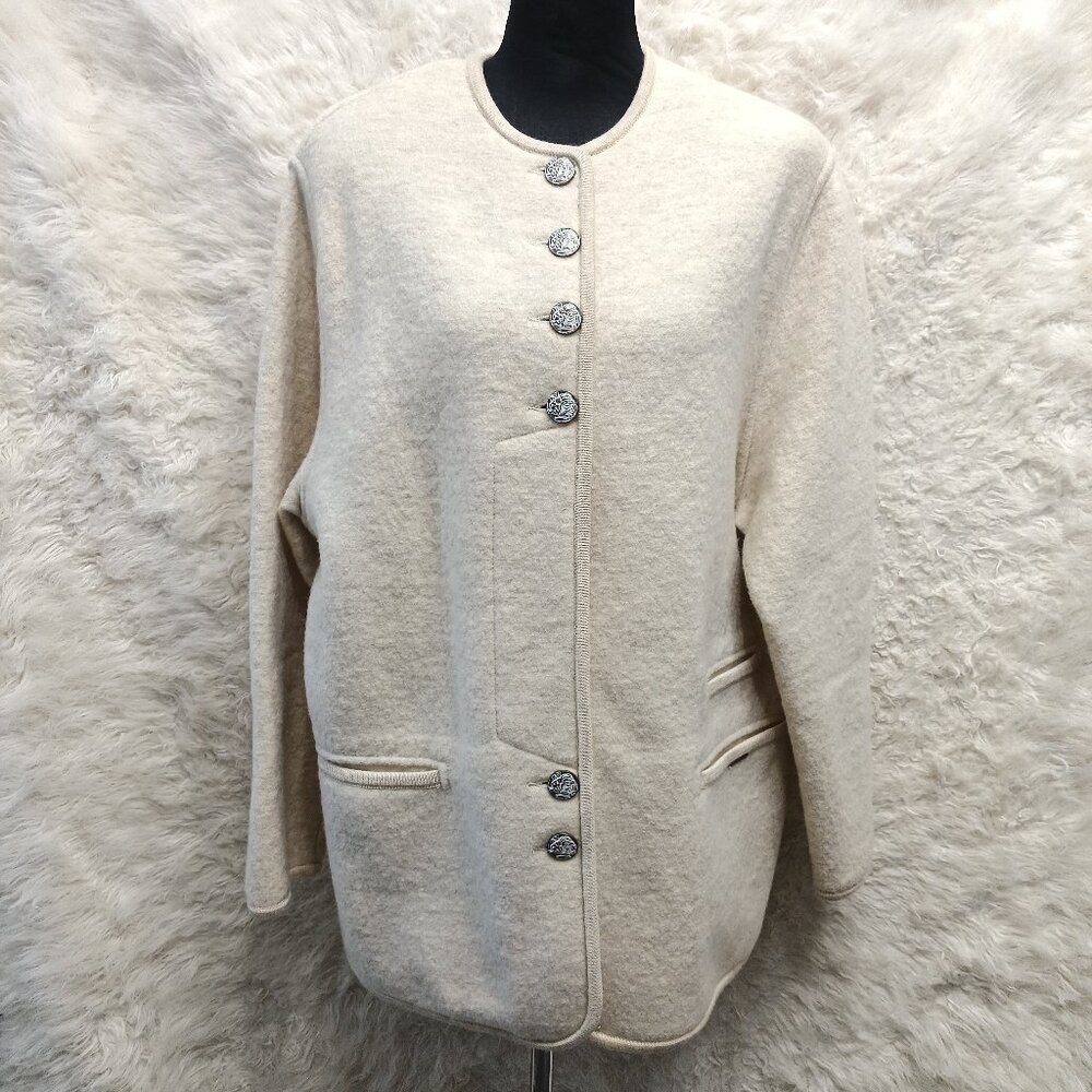 Geiger Collection Women's Austrian Pure New Wool Cream Coat Size 42